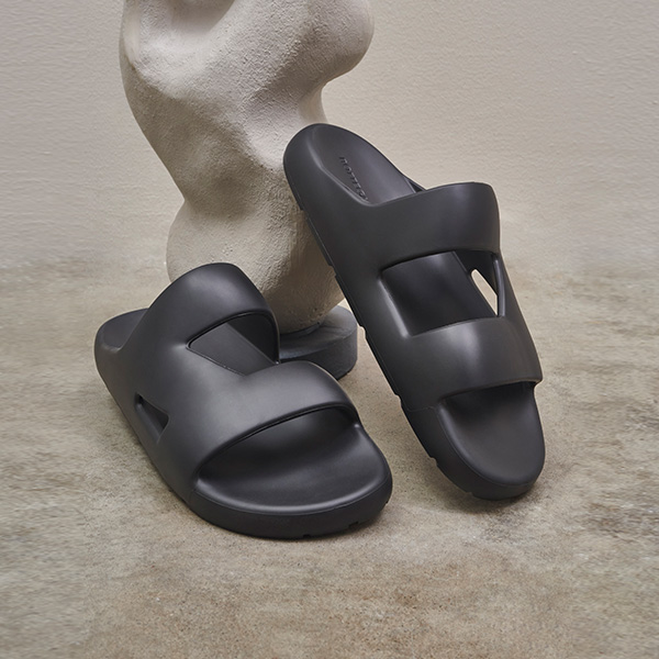 Level Shoes Shop Online Shoes & Accessories in Bahrain