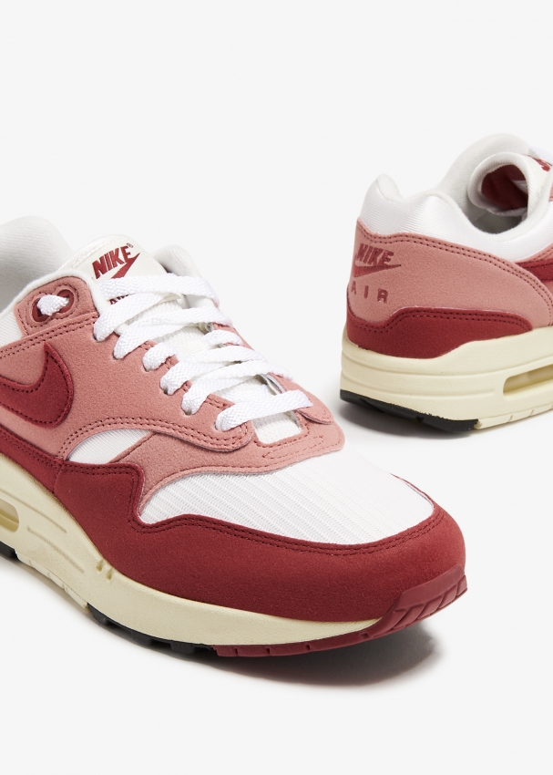 Nike Air Max 1 87 sneakers for Women Red in Bahrain Level Shoes